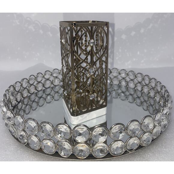 BATH & BODY WORKS GEMS GOLD GATE METAL GENTLE FOAMING HAND SOAP SLEEVE HOLDER - Picture 2 of 4